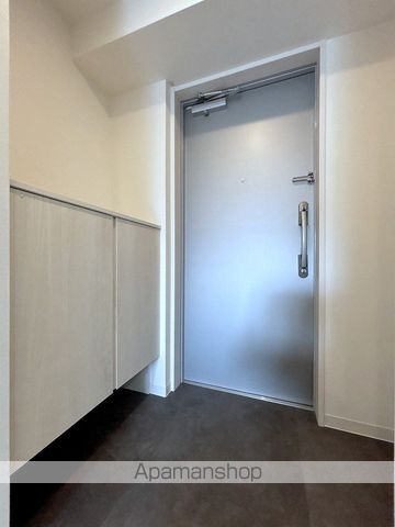地下鉄中央線 九条駅 徒歩7分 10階建 築1年の玄関写真