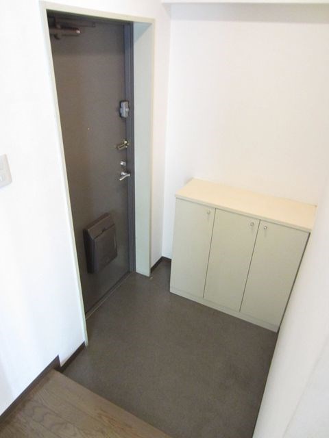 玄関　シューズボックス