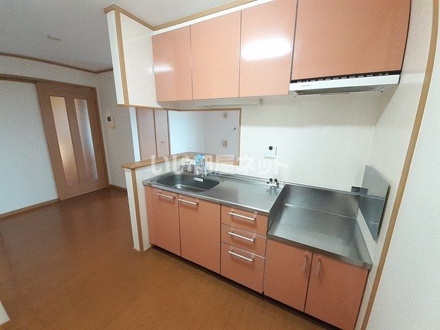 ＪＲ加古川線 日岡駅 徒歩15分 2階建 築21年のキッチン写真