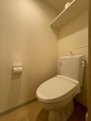 地下鉄東山線 新栄町駅 徒歩4分 14階建 築10年のトイレ写真