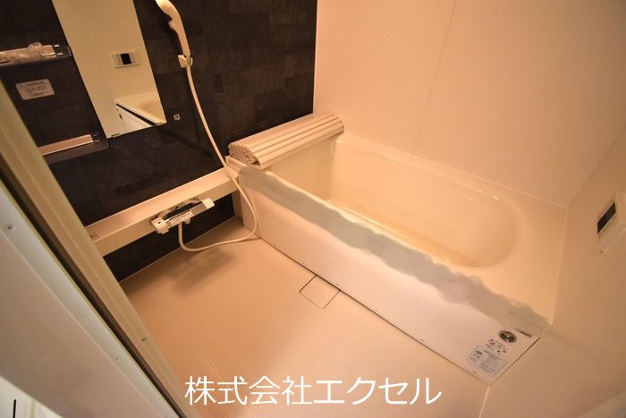 バス・シャワールーム　浴室換気乾燥機です。