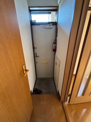 ＪＲ石北本線 旭川四条駅 徒歩44分 2階建 築26年の玄関写真
