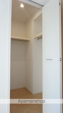 東武東上線 東松山駅 徒歩10分 3階建 築11年の内装写真