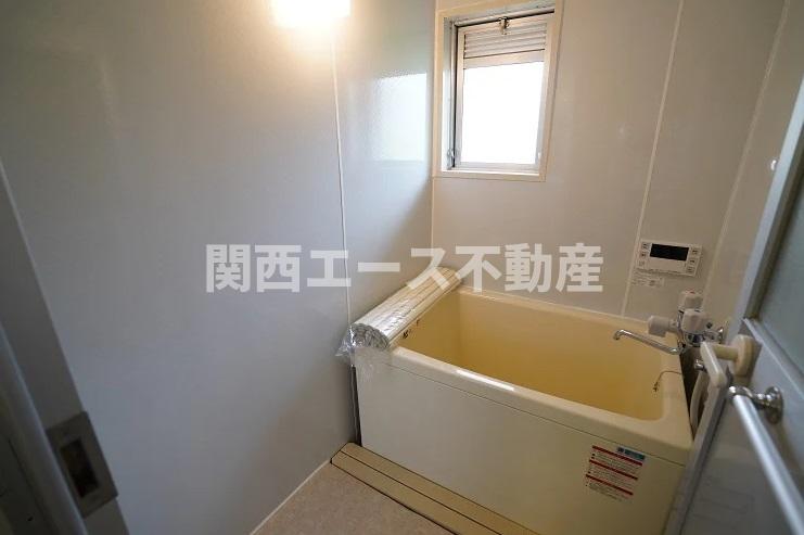 阪急京都線 南茨木駅 徒歩55分 5階建 築54年の風呂写真