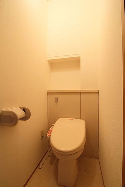 トイレ　別部屋参考写真