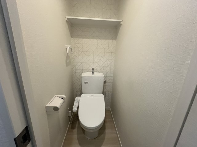 ＪＲ大阪環状線 桜ノ宮駅 徒歩5分 8階建 築6年のトイレ写真
