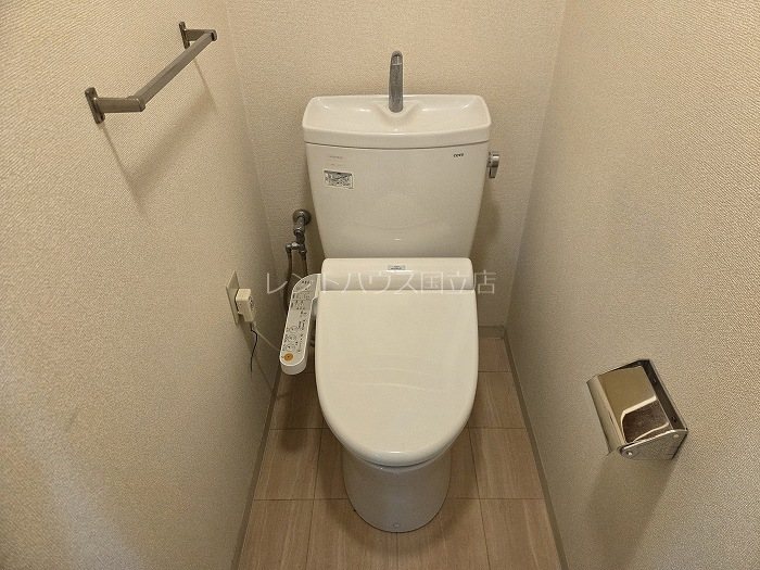 ＪＲ中央線 国立駅 徒歩2分 6階建 築42年のトイレ写真