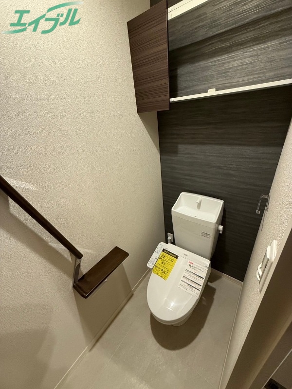 トイレ　同タイプ部屋写真です。