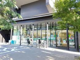 コンビニ　ファミリーマート 早稲田大学中野プラザ店（コンビニ）まで229m