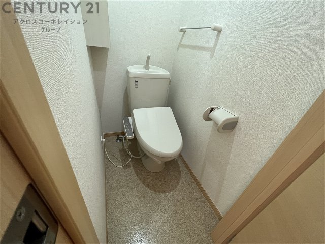 トイレ　温水洗浄便座付きのトイレ♪