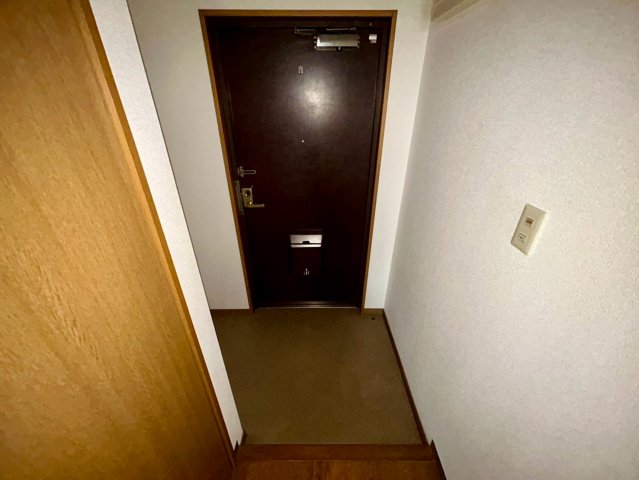 ガーデンコート楠ケ丘の玄関写真