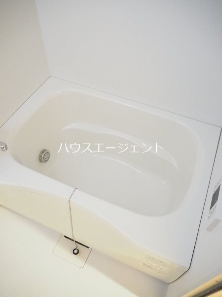 バス・シャワールーム　ゆったりとしたお風呂で疲れがとれますね※参考画像