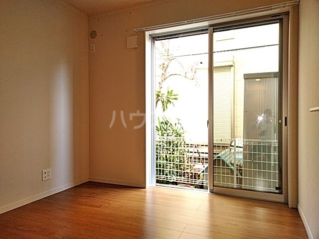 パル橋本の居間写真