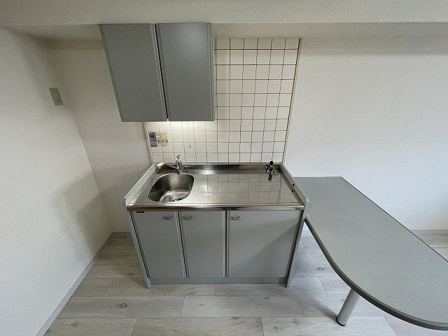 キッチン　参考写真。