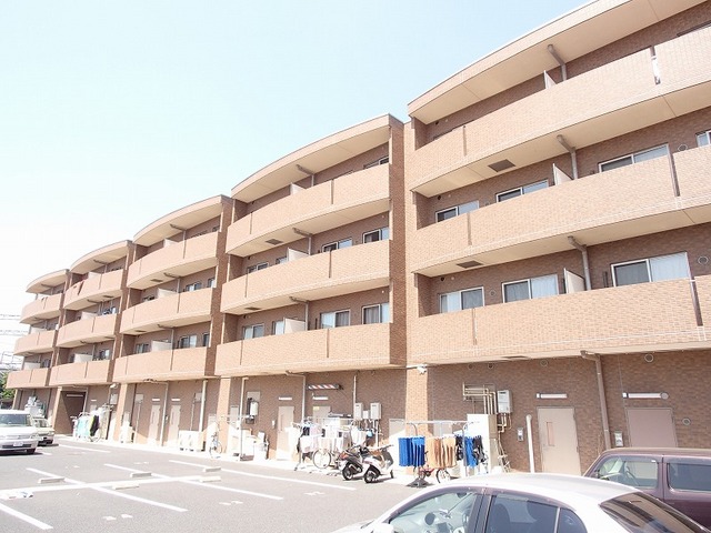 建物外観　西武池袋線「武蔵藤沢」駅徒歩３分で、通勤通学に便利！