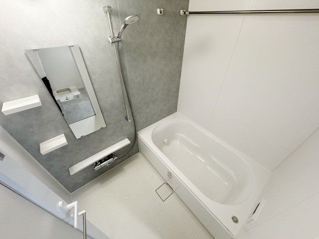 バス・シャワールーム　バス