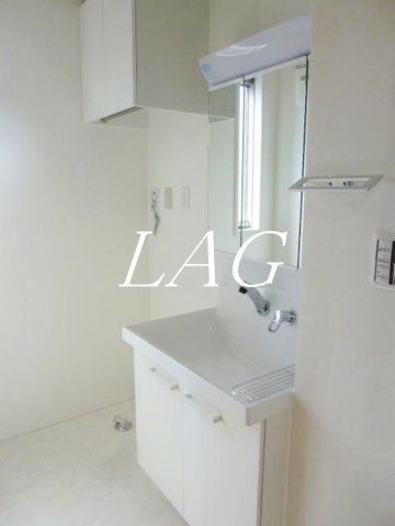 洗面設備　洗面台です。