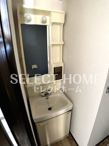 洗面設備　同型タイプ