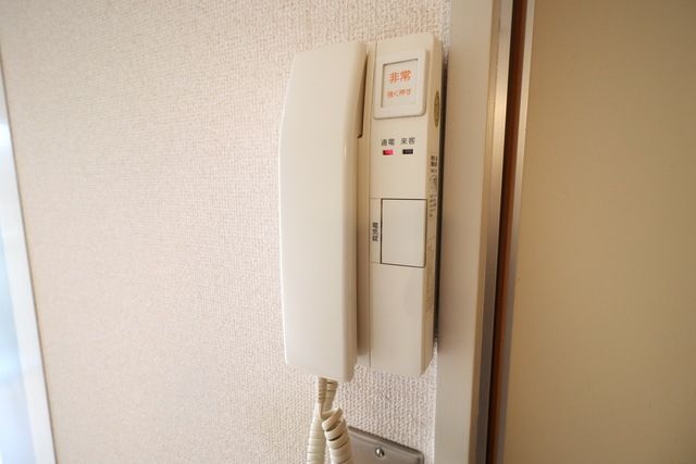 セキュリティ　同物件別部屋写真