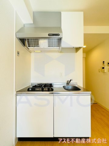 キッチン　同マンション別部屋　参考写真
