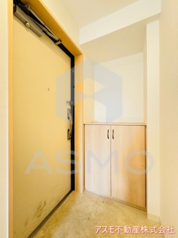 玄関　同マンション別部屋　参考写真