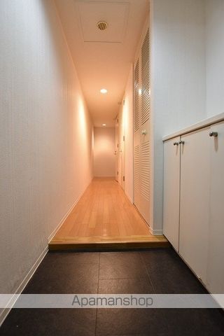 アジエステート大通西プラザの玄関写真