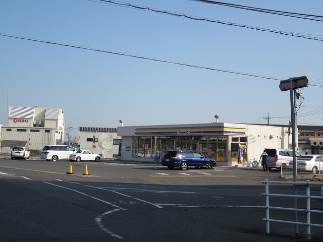 コンビニ　ミニストップ四日市大井手店（コンビニ）まで563m