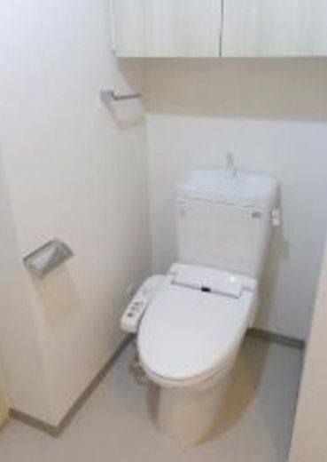トイレ　※別部屋の参考写真です。