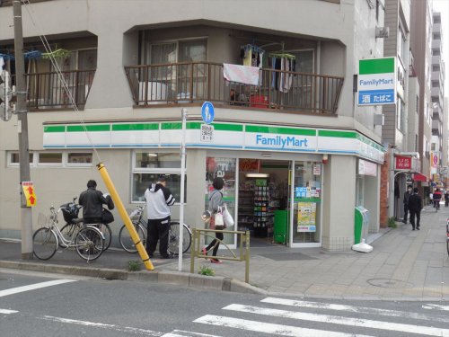 コンビニ　ファミリーマート 両国4丁目店（コンビニ）まで156m