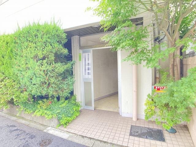 ＪＲ総武線 小岩駅 徒歩6分 7階建 築54年の外観写真