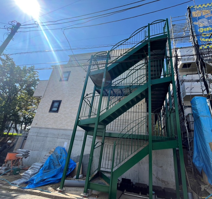 建物外観　建築中