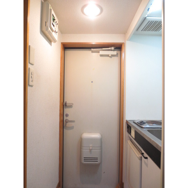 玄関　※写真は他のお部屋のものです。