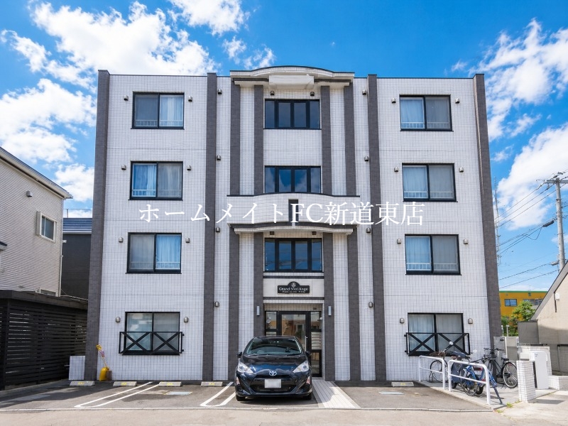 建物外観　建物外観