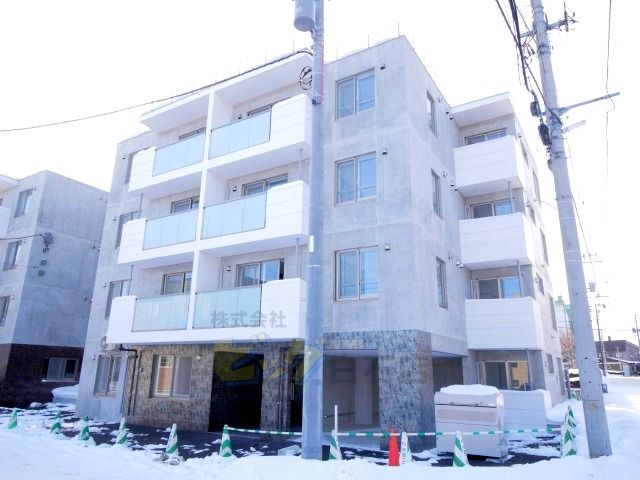 建物外観　Ｗｉ－Ｆｉ対応ネット無料導入の１ＬＤＫマンションです♪