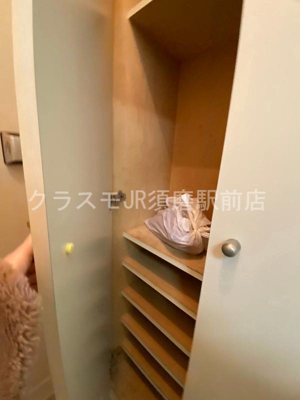 収納　もちろん収納スペースも確保。お部屋がスッキリ片付きますね。