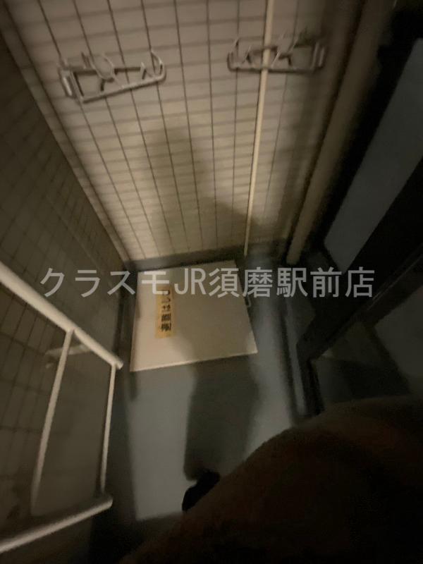 バルコニー　心地よい風が吹くバルコニー。洗濯物もよく乾きそうです。