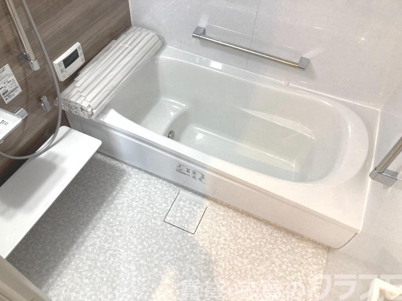 バス・シャワールーム　浴室乾燥機＆追い焚き機能付きバス♪