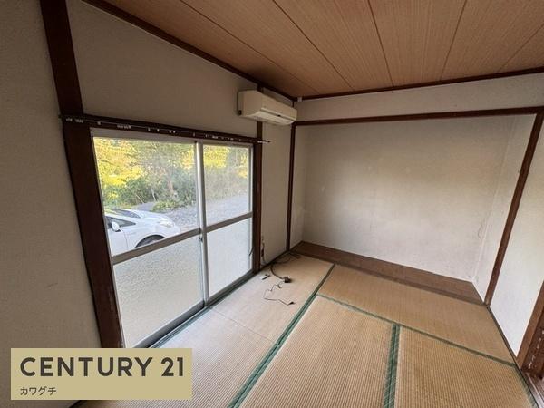棚井貸家の内装写真