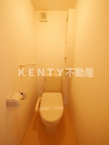トイレ　落ち着いたトイレです