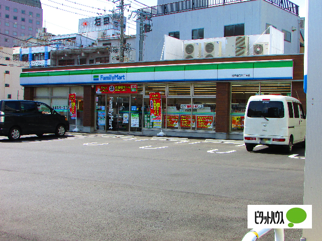 コンビニ　ファミリーマート岐阜金町七丁目店（コンビニ）まで122m