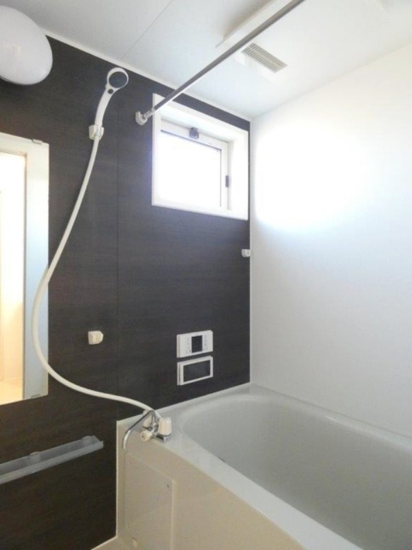 バス・シャワールーム　図面と現状に相違がある場合には現状を優先