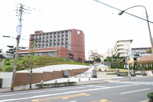 大学・短大　私立西南女学院大学（大学・短大）まで1299m