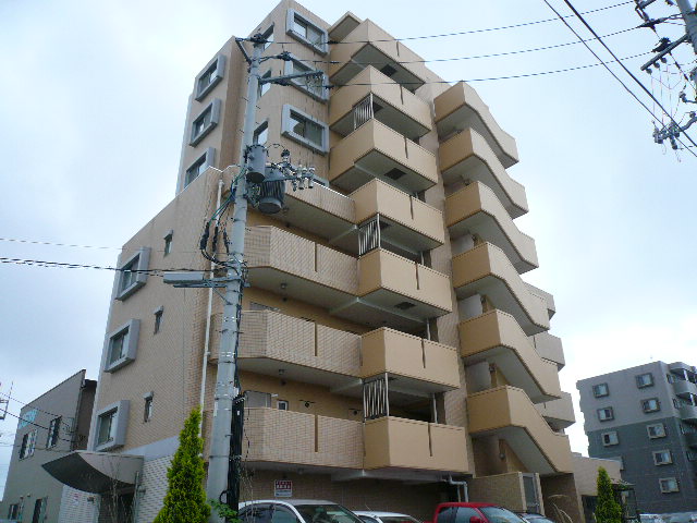 コージーコート新田の建物外観