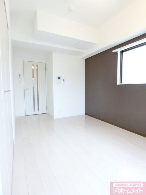 居室・リビング　同メーカ―施工例