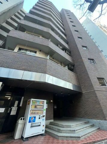 【トーカン新宿第2キャステールの建物外観】