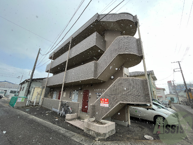 【仙台市若林区六丁の目中町のマンションの建物外観】