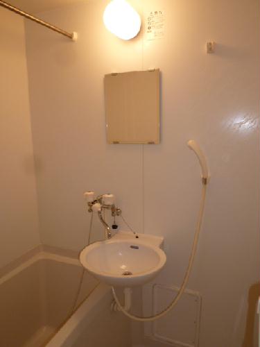 バス・シャワールーム　ユニットバス・洗面台付