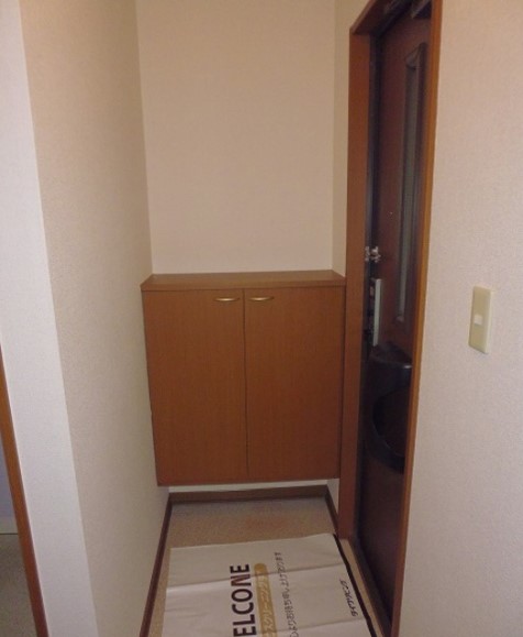 玄関　シンプルで使いやすい玄関です