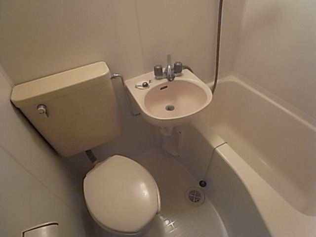 バス・シャワールーム　バスルーム