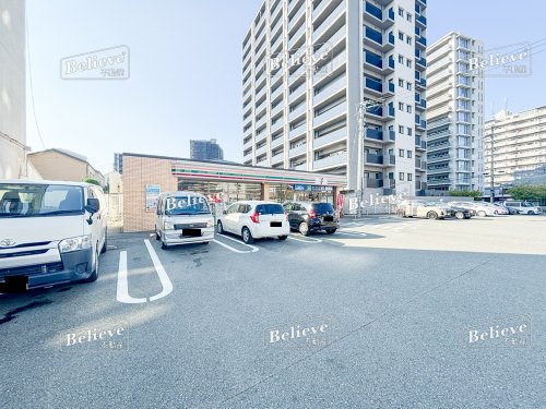 コンビニ　セブンイレブン 久留米六ツ門店（コンビニ）まで313m